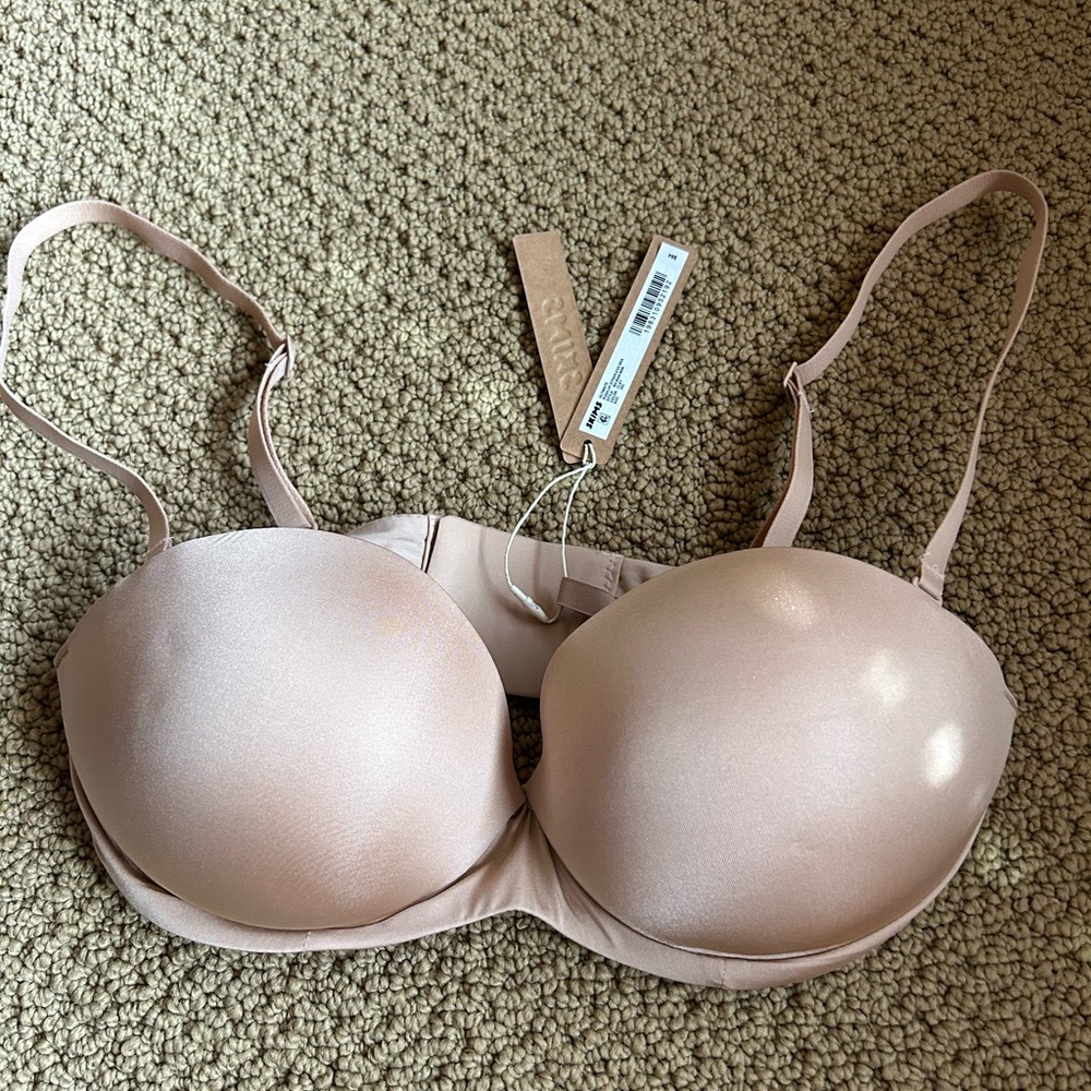 SKIMS Smooth Light Nude Strapless Convertible Bra - Picture 1 of 2